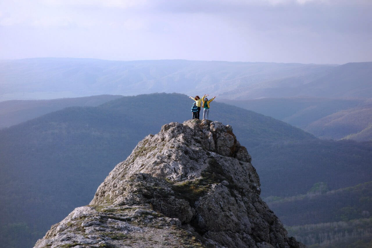 Семья в походе по Крыму