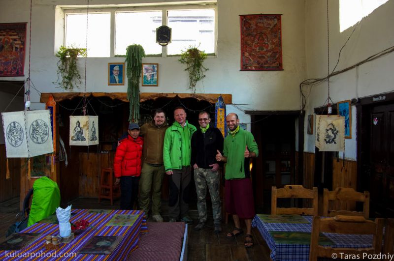 общее фото в столовке